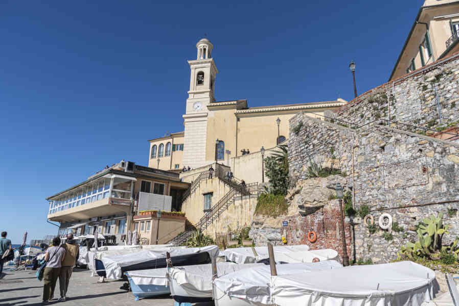 Italia - Génova 132 - barrio de Boccadasse.jpg